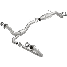 Load image into Gallery viewer, MagnaFlow Conv DF 00-05 Blazer 4WD 4.3L (458057)