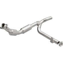 Load image into Gallery viewer, MagnaFlow Exhaust Products 2002-2003 Ford F-150 5.4L California Grade CARB Compliant Direct-Fit Catalytic Converter (4583009)