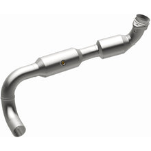 Load image into Gallery viewer, MagnaFlow Exhaust Products 2004 Ford F-150 5.4L California Grade CARB Compliant Direct-Fit Catalytic Converter (4583238)