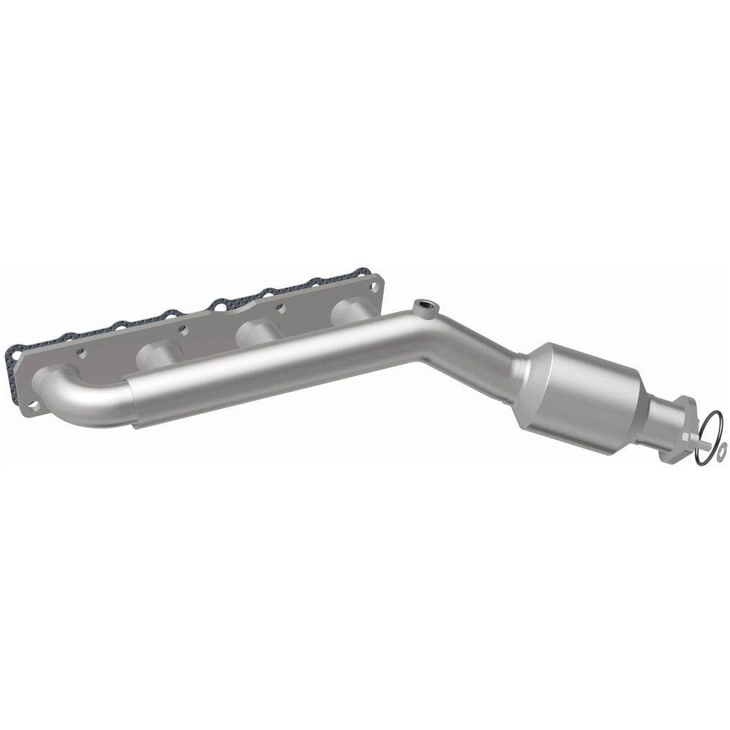 Magnaflow 2004 Nissan Titan 5.6L Direct Fit Converter (4583380)