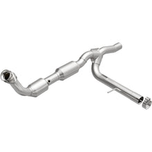 Load image into Gallery viewer, MagnaFlow Exhaust Products 2004 Ford F-150 4.6L California Grade CARB Compliant Direct-Fit Catalytic Converter (4583450)
