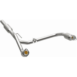 MagnaFlow Exhaust Products California Grade CARB Compliant Direct-Fit Catalytic Converter (4583497)