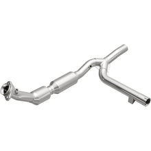 Load image into Gallery viewer, MagnaFlow Exhaust Products 2002-2003 Ford F-150 5.4L California Grade CARB Compliant Direct-Fit Catalytic Converter (4583622)