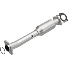 Load image into Gallery viewer, Magnaflow 2004 Nissan Titan 5.6L Direct Fit Converter (4593217)