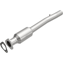 Load image into Gallery viewer, Magnaflow 2003 Ford E-350 Super Duty 5.4L Direct Fit Converter (4593321)