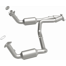 Load image into Gallery viewer, Magnaflow 04-06 Chevrolet Silverado 1500 5.3L Direct Fit Catalytic Converter (4651097)