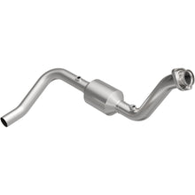 Load image into Gallery viewer, Magnaflow 04-06 Dodge Durango 5.7L Direct Fit Converter (4651497)