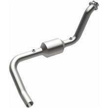 Load image into Gallery viewer, Magnaflow 04-06 Dodge Durango 5.7L Direct Fit Converter (4651497)
