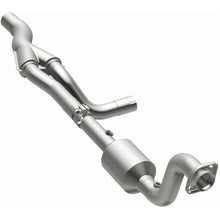 Load image into Gallery viewer, Magnaflow 04-06 Dodge Durango 5.7L Direct Fit Converter (4651499)