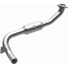 Load image into Gallery viewer, Magnaflow 05-06 Lincoln Navigator 5.4L Direct Fit Catalytic Converter - Passenger Side (4651507)