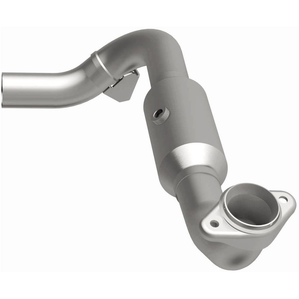 Magnaflow 05-06 Lincoln Navigator 5.4L Direct Fit Catalytic Converter - Passenger Side (4651507)