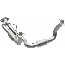 Load image into Gallery viewer, Magnaflow 05-06 Jeep Grand Cherokee 4.7L Direct Fit Catalytic Converter (4651686)
