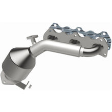 Load image into Gallery viewer, MagnaFlow Conv DF 00 Suzuki Grand Vitara 2.5L (49051)
