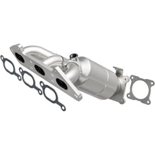 Load image into Gallery viewer, MagnaFlow Conv DF 02 Volvo S80 2.9L (49056)