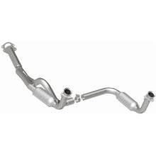 Load image into Gallery viewer, MagnaFlow Conv DF 00 Chevy Express 1500 5.7L (49063)