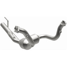 Load image into Gallery viewer, MagnaFlow Conv DF 04 Jeep Grand Cherokee 4.7L (49070)