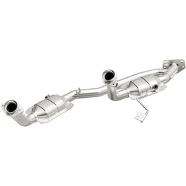 MagnaFlow Conv DF 04 Ford Freestar 3.9L (49079)