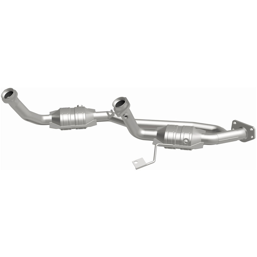 MagnaFlow Conv DF 04 Ford Freestar 3.9L (49079)