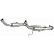 Load image into Gallery viewer, MagnaFlow Conv DF 04 Ford Freestar 3.9L (49079)