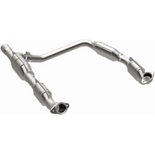 Load image into Gallery viewer, MagnaFlow Conv DF Ford E350 Van 06 5.4L OEM (49439)