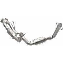 Load image into Gallery viewer, MagnaFlow Conv DF 07-08 Jeep G/C OEM (49444)