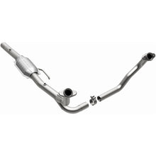 Load image into Gallery viewer, MagnaFlow Conv DF 00-03 Dakota 4.7L 2WD OEM (49469)