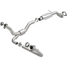 Load image into Gallery viewer, MagnaFlow Conv DF 00-05 Blazer 4WD 4.3L OEM (49574)