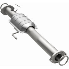 Load image into Gallery viewer, MagnaFlow Conv DF 99-02 4Runner 3.4L rear OEM (49579)
