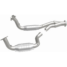 Load image into Gallery viewer, MagnaFlow Conv DF 03-06 Chevy SSR 5.3/6.0 OEM (49580)
