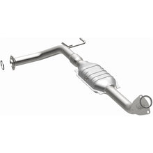 Load image into Gallery viewer, MagnaFlow Conv DF 04-06 Tundra 4.7L D/S frt O (49592)