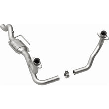 Load image into Gallery viewer, MagnaFlow Conv DF 00-03 Dakota 4.7L 4WD OEM (49600)