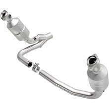 Load image into Gallery viewer, MagnaFlow Conv DF 04 Dakota 3.7/4.7 2WD OEM (49657)