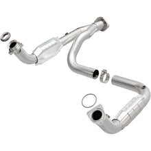 Load image into Gallery viewer, MagnaFlow Conv DF 07-09 Hummer Truck H2 Y-Pipe Assy (49679)