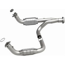 Load image into Gallery viewer, MagnaFlow Conv DF 07-09 Hummer Truck H2 Y-Pipe Assy (49679)