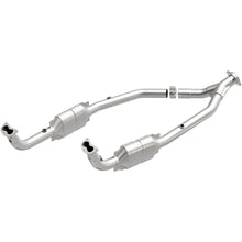 Load image into Gallery viewer, MagnaFlow Conv DF 99-04 LR Discovery V8 OEM (49720)