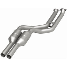 Load image into Gallery viewer, MagnaFlow Conv DF BMW 3 01-06 Rear OEM (49760)