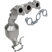 Load image into Gallery viewer, MagnaFlow Conv DF 04-06 Toyota Sienna 3.3L (49833)