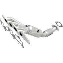 Load image into Gallery viewer, MagnaFlow Conv DF 08-09 Ford Focus 2.0L (49852)