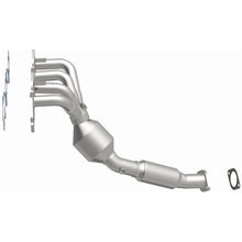 Load image into Gallery viewer, MagnaFlow Conv DF 05-06 Ford Focus 2.0L (50391)