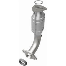 Load image into Gallery viewer, MagnaFlow Conv DF 01-02 Kia Sportage Rear (50668)