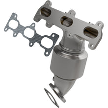 Load image into Gallery viewer, MagnaFlow Conv. DF 05-06 Hyundai Santa Fe/05-09 Tucson / 05-08 Kia Sportage D/S Manifold (50675)