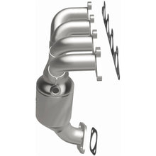 Load image into Gallery viewer, MagnaFlow Conv DF 00-02 Hyun Accent 1.5L mani (50841)