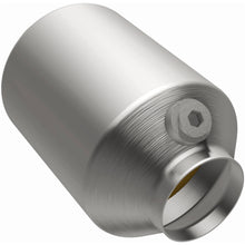 Load image into Gallery viewer, Magnaflow 2.25in. 1/O2 CC Spun OEM Universal Converter (51045)