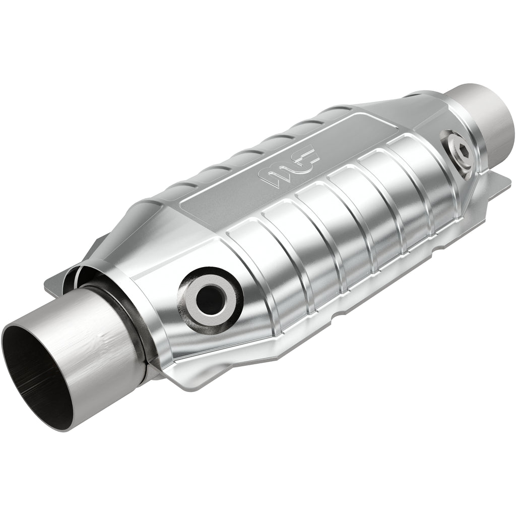 MagnaFlow Conv Universal 2.50 inch with dual O2 OEM (51066)