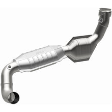 Load image into Gallery viewer, MagnaFlow Conv DF 01-02 Ford F-150 5.4L (51324)