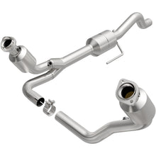 Load image into Gallery viewer, MagnaFlow Conv DF 00-03 Dodge Durango 4.7L (51338)