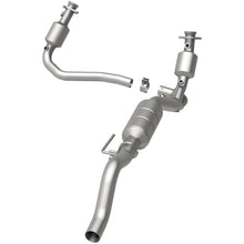 Load image into Gallery viewer, Magnaflow Conv DF 02-03 Dodge Durango 5.9L (51351)