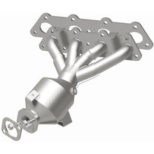 Load image into Gallery viewer, MagnaFlow Direct-Fit SS OEM Catalytic Converter 12-15 Hyundai Accent L4-1.6LGAS (51429)