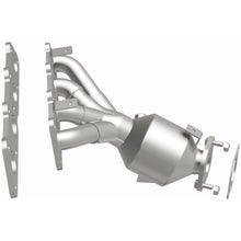 Load image into Gallery viewer, MagnaFlow Direct-Fit SS OEM Catalytic Converter 12-15 Hyundai Accent L4-1.6LGAS (51429)