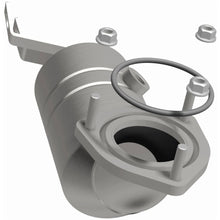 Load image into Gallery viewer, Magnaflow Conv DF 02-03 Jaguar X-Type Rear (51430)